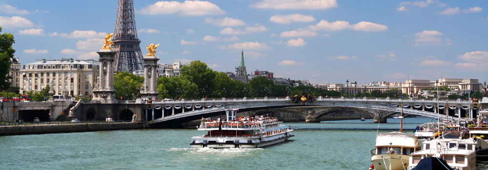 Cruise on the Seine